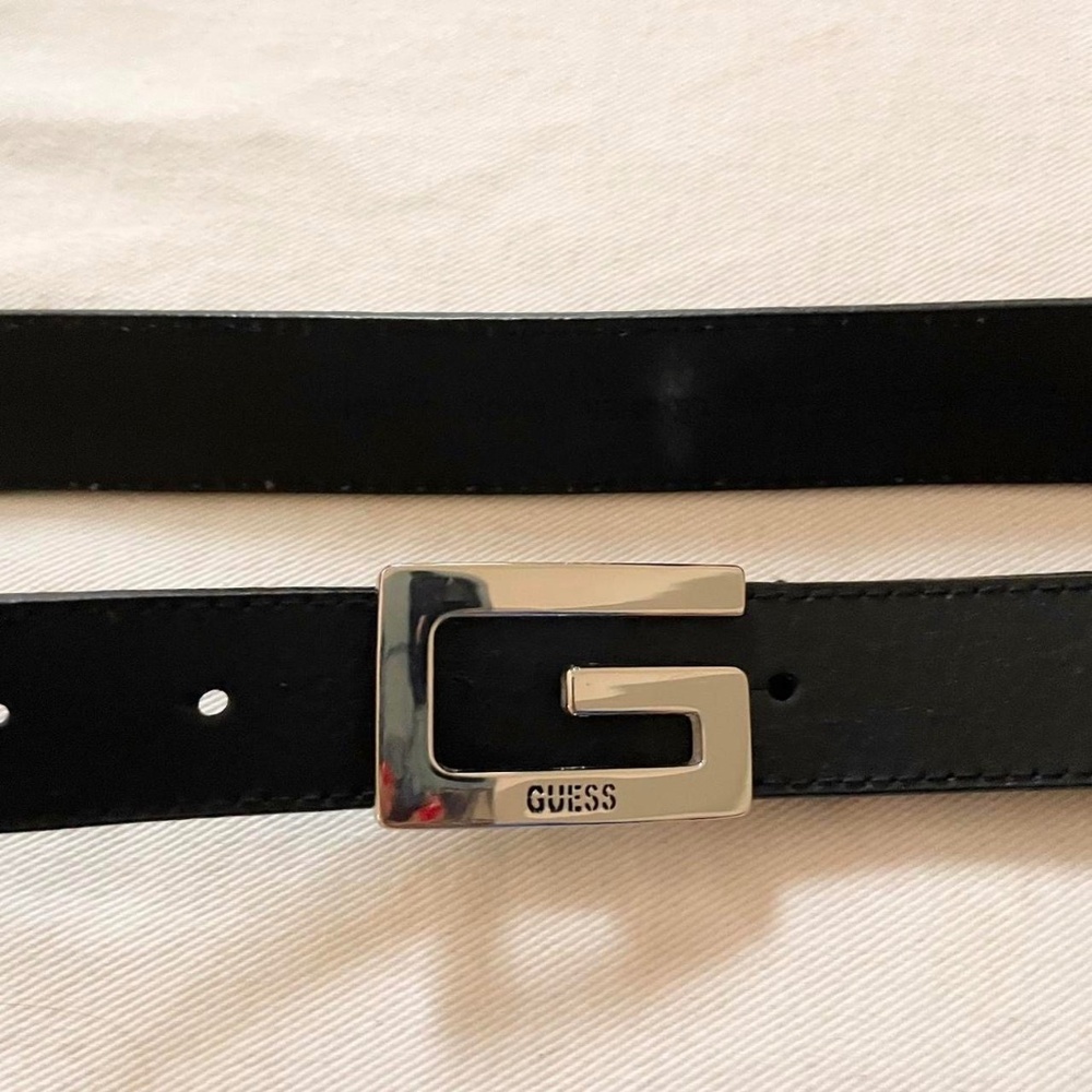 vintage y2k "G" guess black and silver leather belt